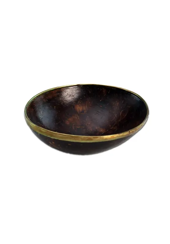 Coconut crumb bowl with brass rim